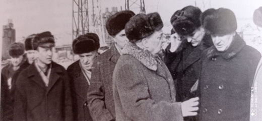 Бершадский Л.С. докладывает министру результаты строительства ЛЭП и ПС Бершадский Л.С. докладывает министру результаты строительства ЛЭП и ПС